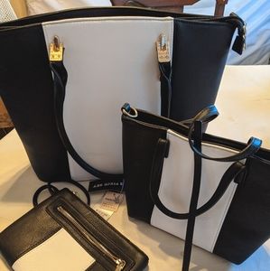 Purse/ laptop bag with mini purse